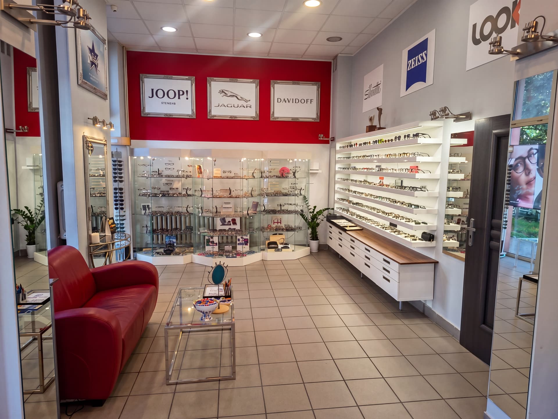 Żelazna Salon